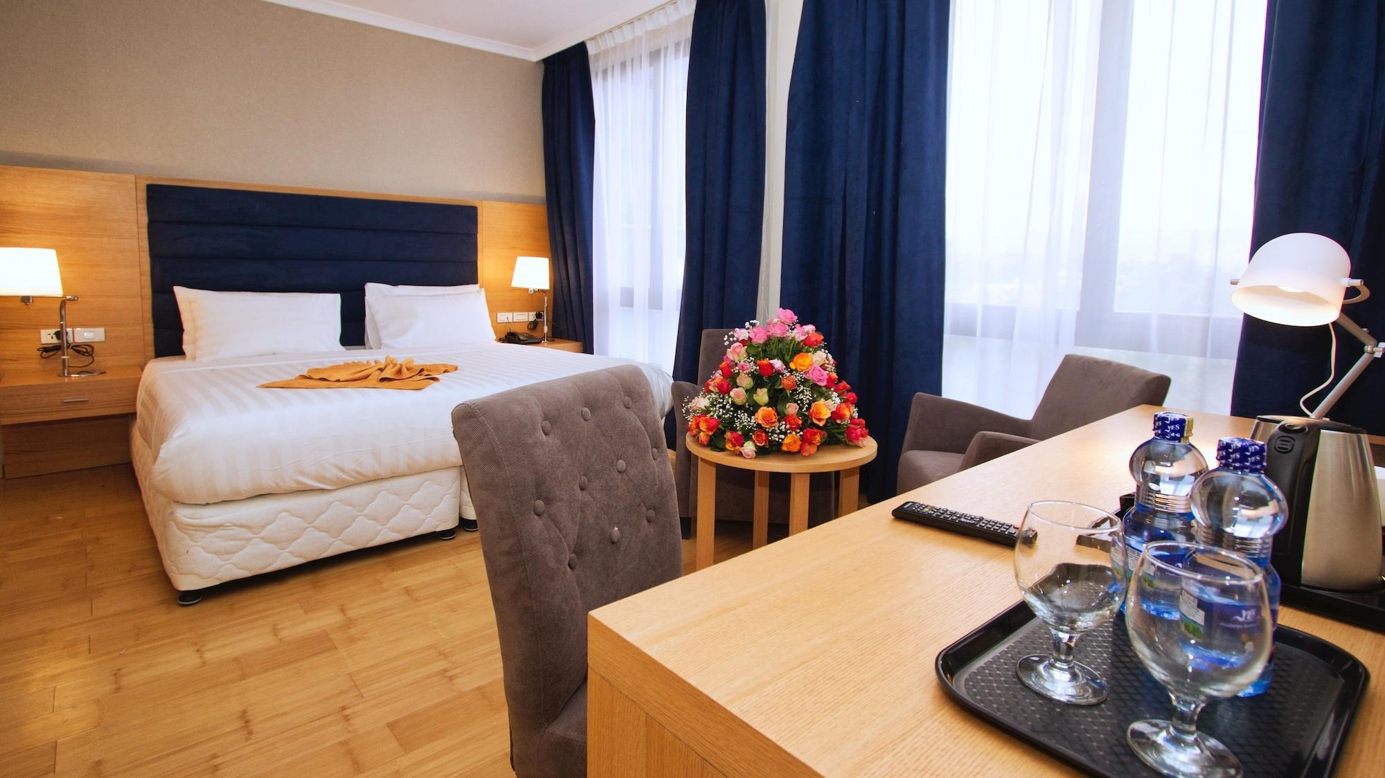Yober Hotel Addis Ababa Dış mekan fotoğraf