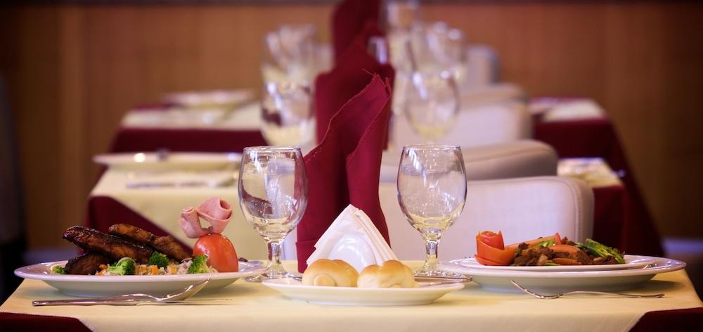 Yober Hotel Addis Ababa Dış mekan fotoğraf